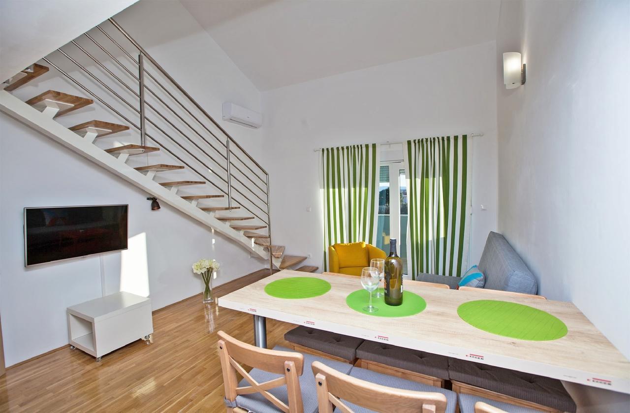 Apartments Roses สโตเบรช ภายนอก รูปภาพ