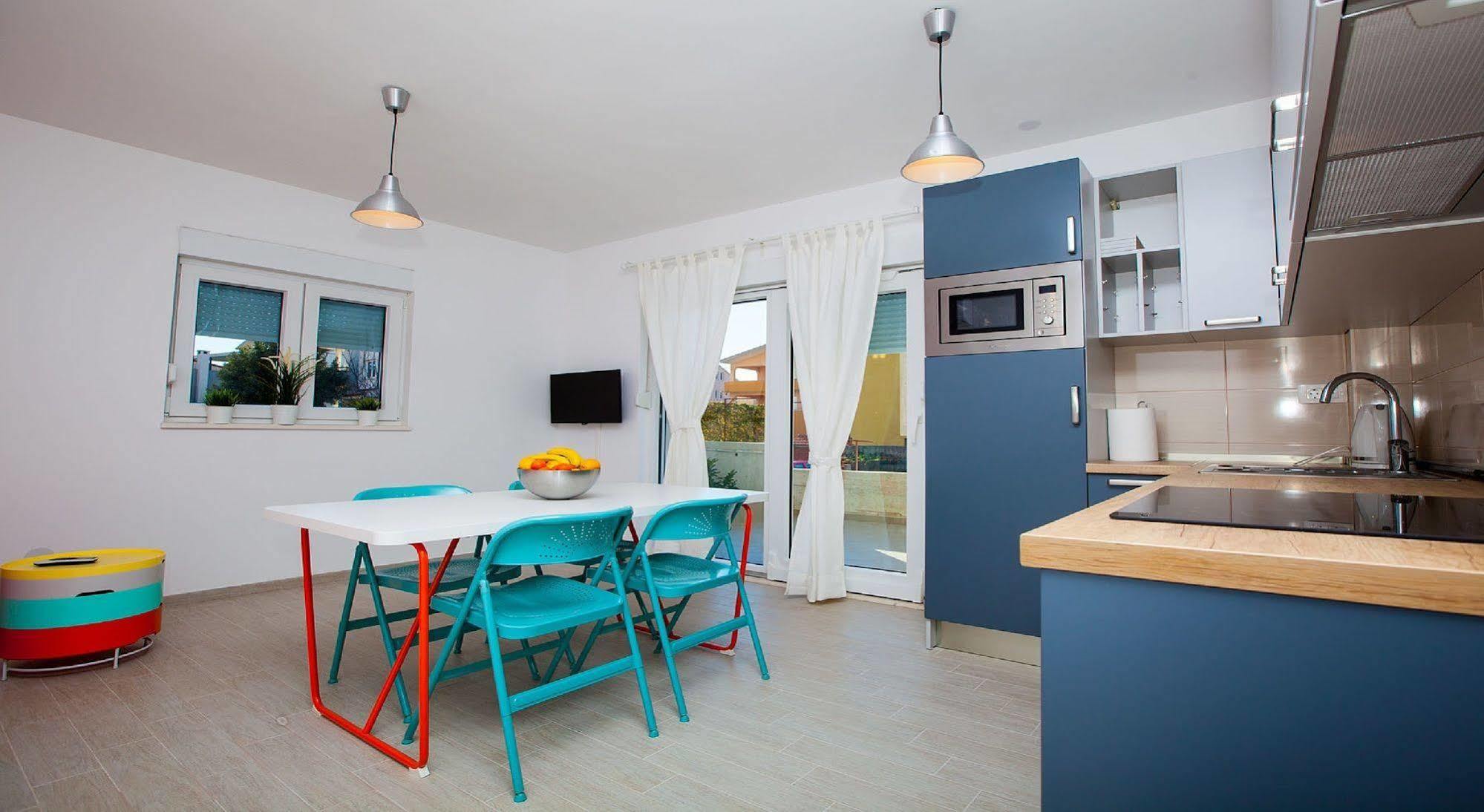 Apartments Roses สโตเบรช ภายนอก รูปภาพ
