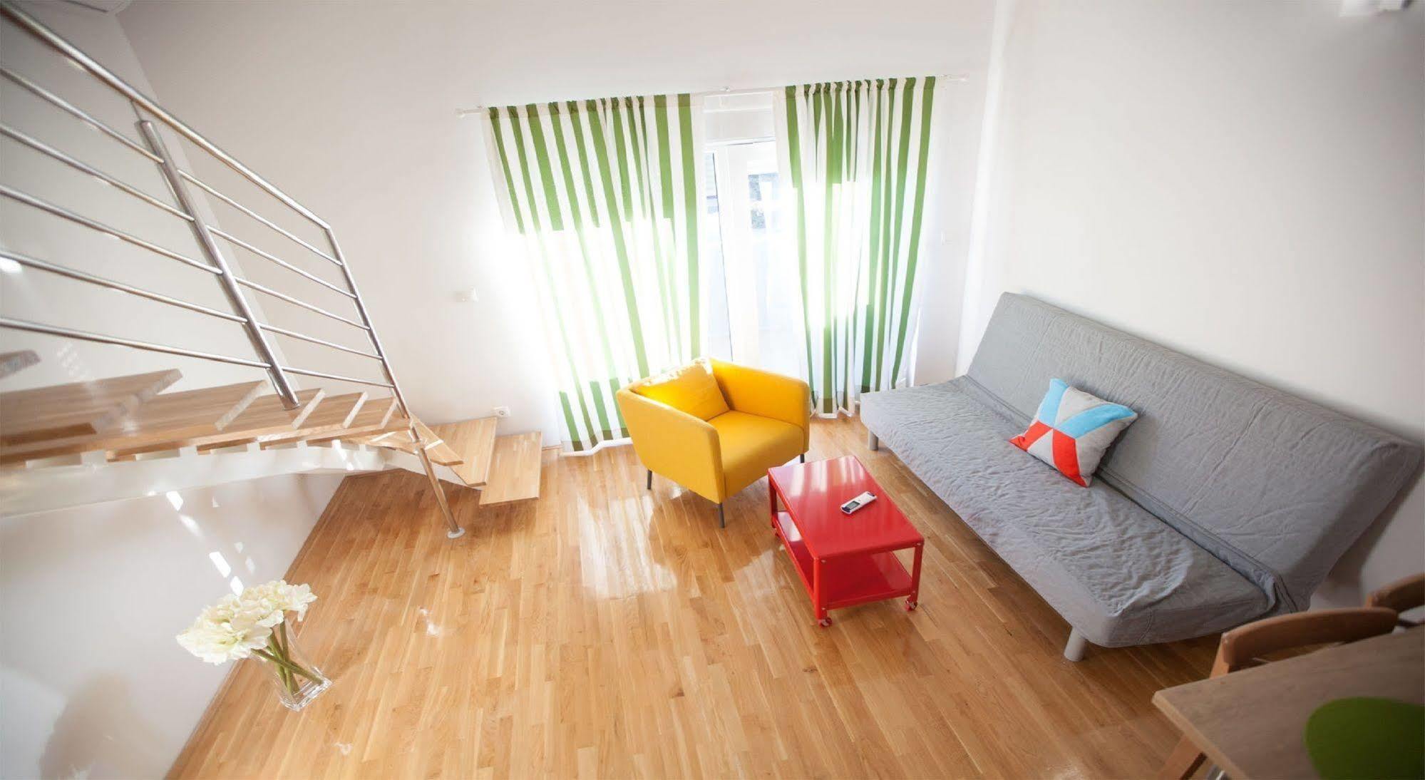 Apartments Roses สโตเบรช ภายนอก รูปภาพ